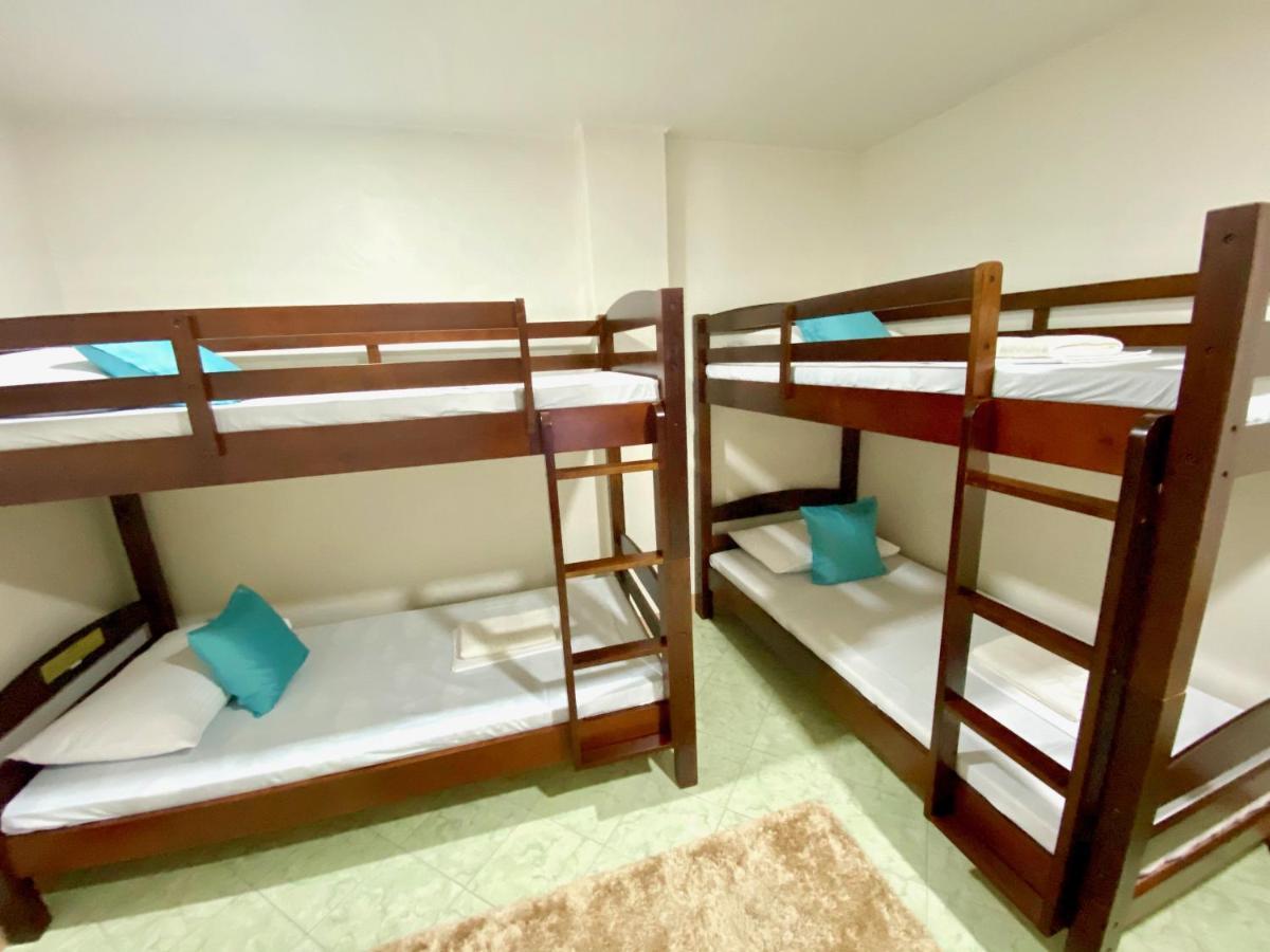 Rqs Hostel Таклобан Экстерьер фото